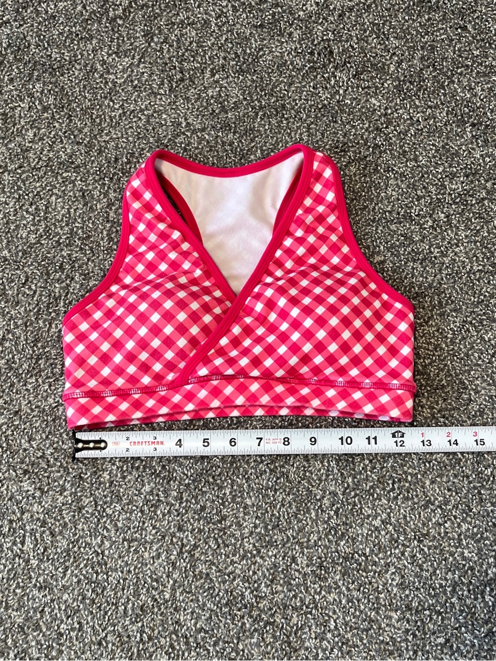 lululemon athletica Deep V Pink Gingham Sports Bra Size 6 - Picture 5 of 6